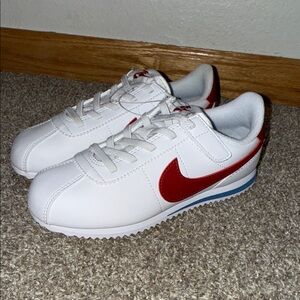 NEW Kids Nike size 13
